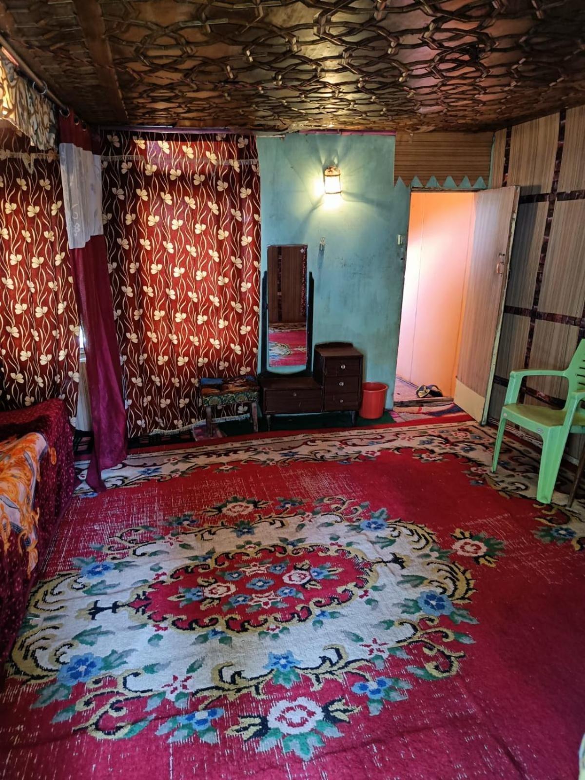 Hotel Island Srīnagar 외부 사진